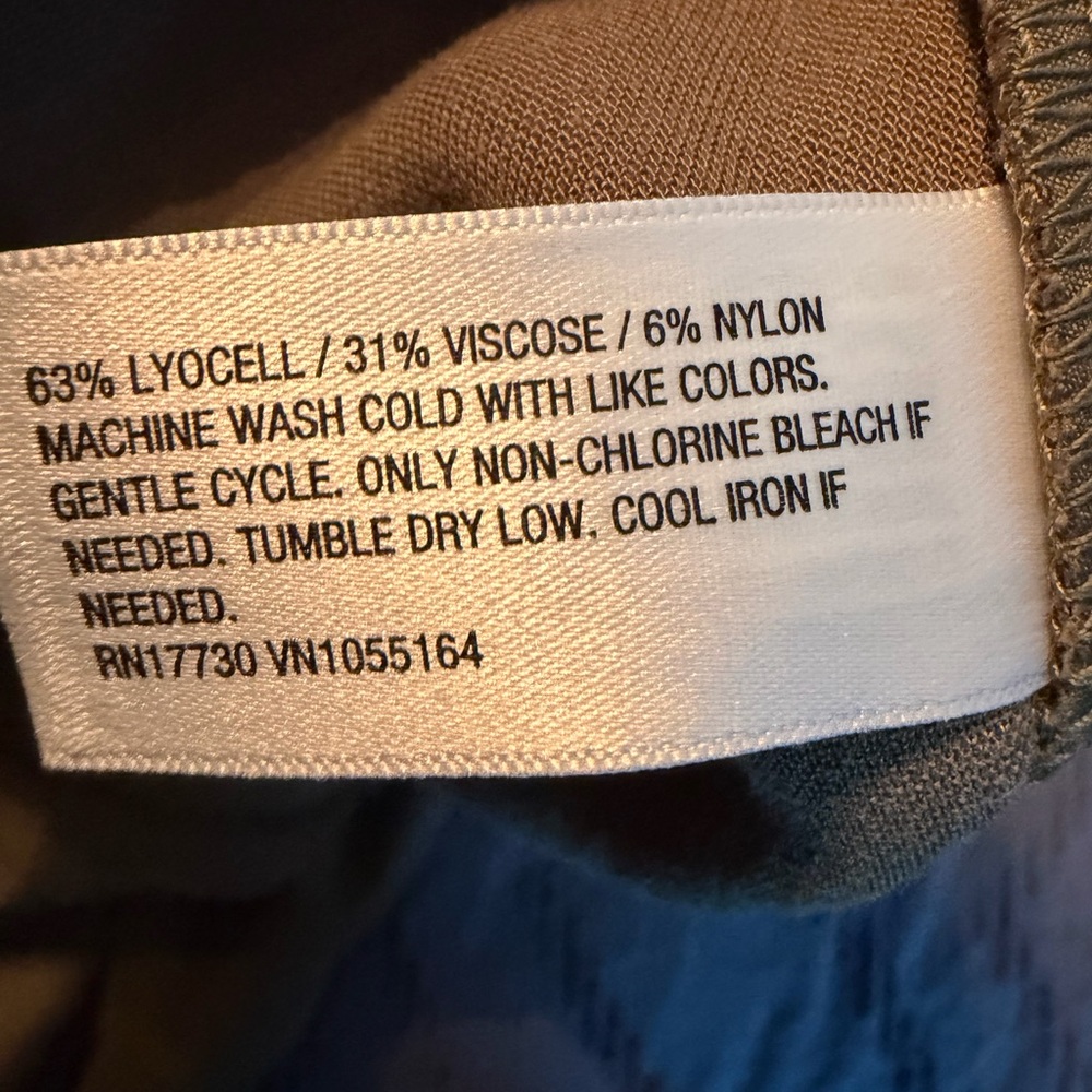 a new day Olive Women's Cargo Shorts - Picture 12 of 12
